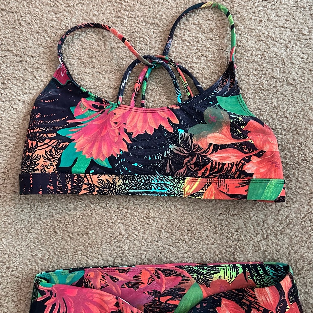 Athletic Set - image 4